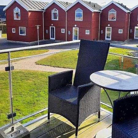 6 Person In Hadsund-by Traum